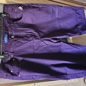 Womens purple jean capri
